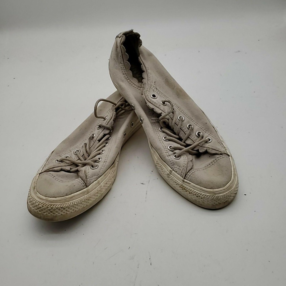 Converse Chuck Taylor All Star Shoes Womens Size 11 Beige Sneakers 564112C